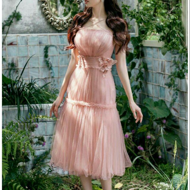 Đầm thiết kế đi tiệc