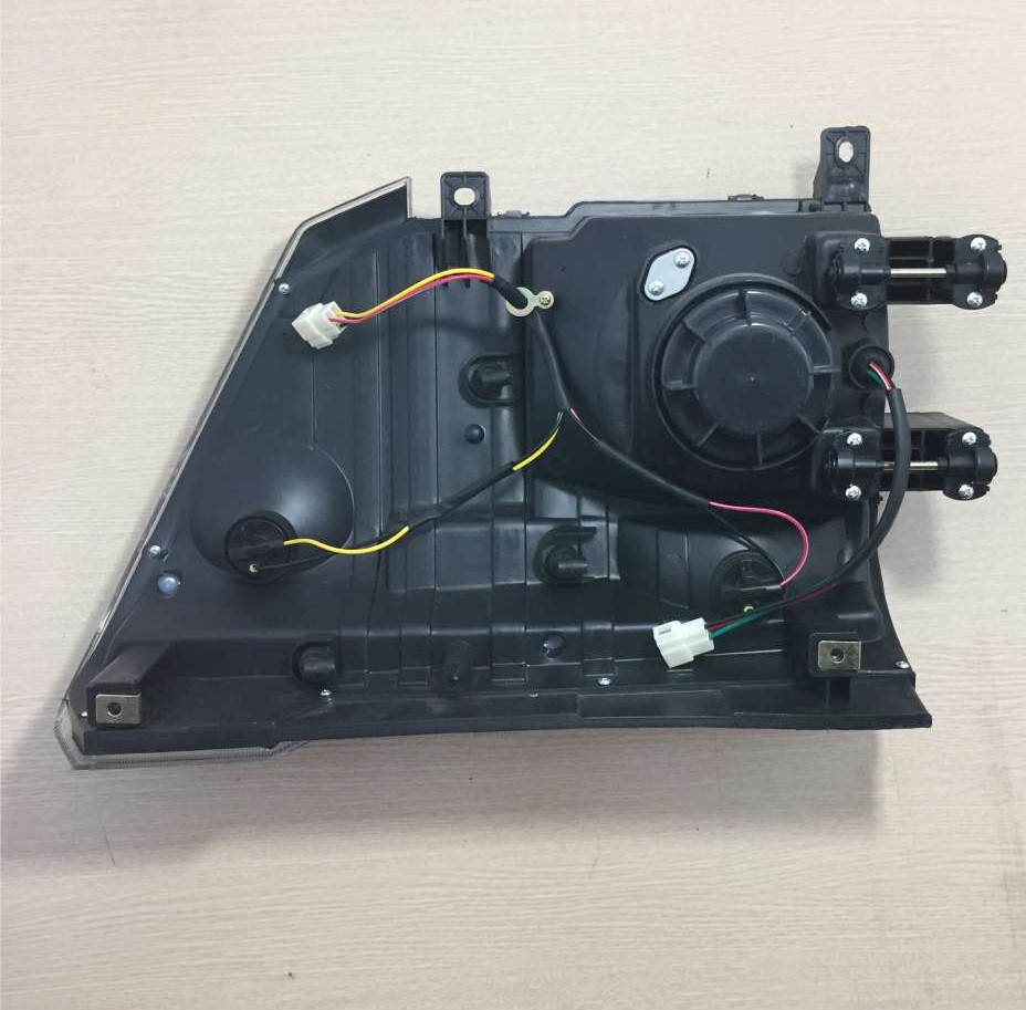 Đèn pha xe tải Cửu long 9 tấn, ben TMT 7 tấn, Dongfeng Việt Trung 5 tấn. Mã sản phẩm DC - 22 - 01 (1049/1059)