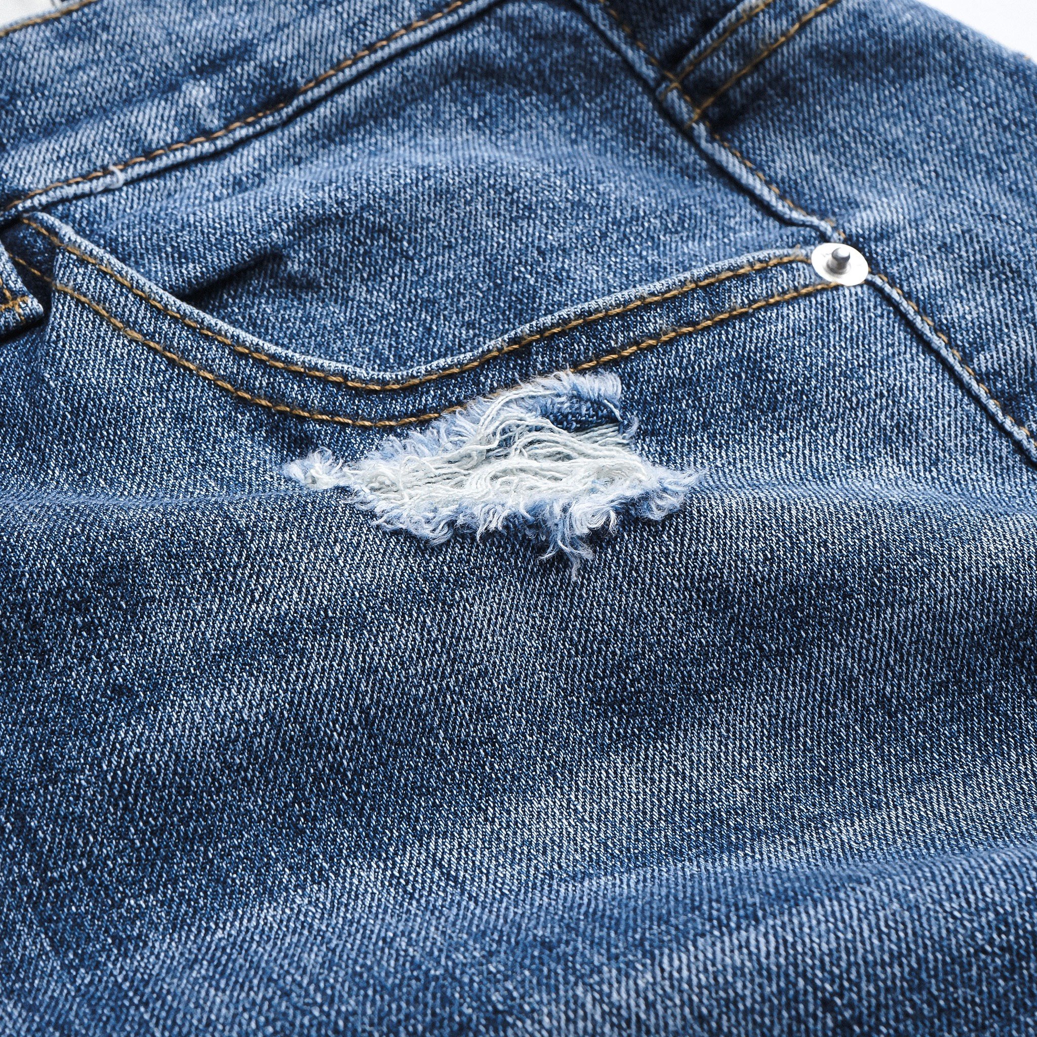 Quần jean rách màu xanh, Quần bò, Quần short nam, thiết kế đơn giản, chât co giãn, vải mền mịn, thích hợp cho dạo PAPAZI