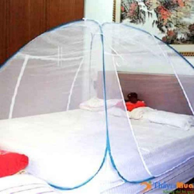 Màn tự bung không đáy đỉnh nhọn