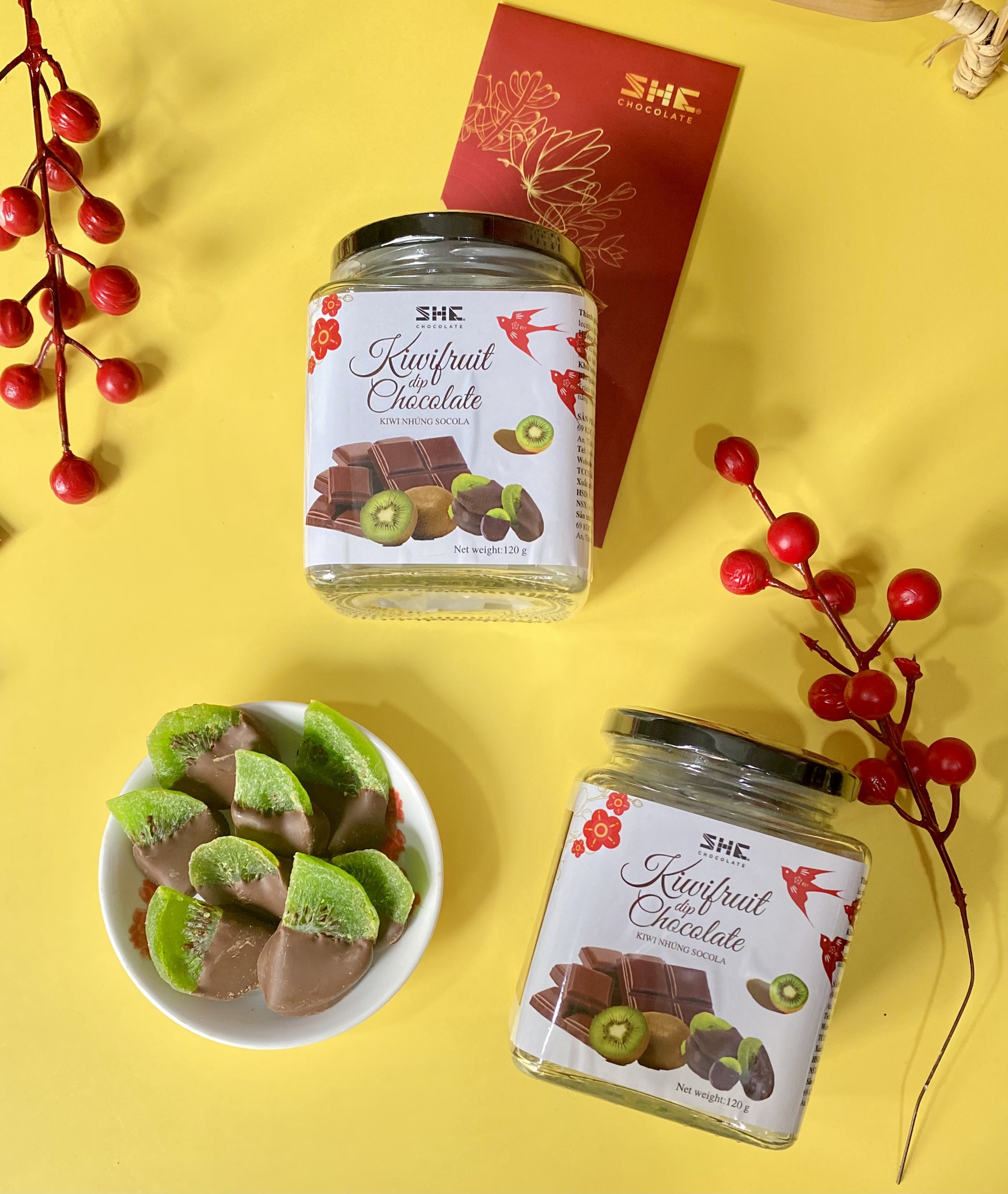 Kiwi nhúng socola - Hũ thủy tinh 120g - SHE Chocolate - Bổ sung năng lượng, đa dạng vị giác. Quà tặng sức khỏe, quà tặng người thân, dịp lễ, thích hợp ăn vặt