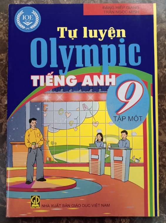 Sách – Tự luyện Olympic tiếng Anh 9 (Tập 1)