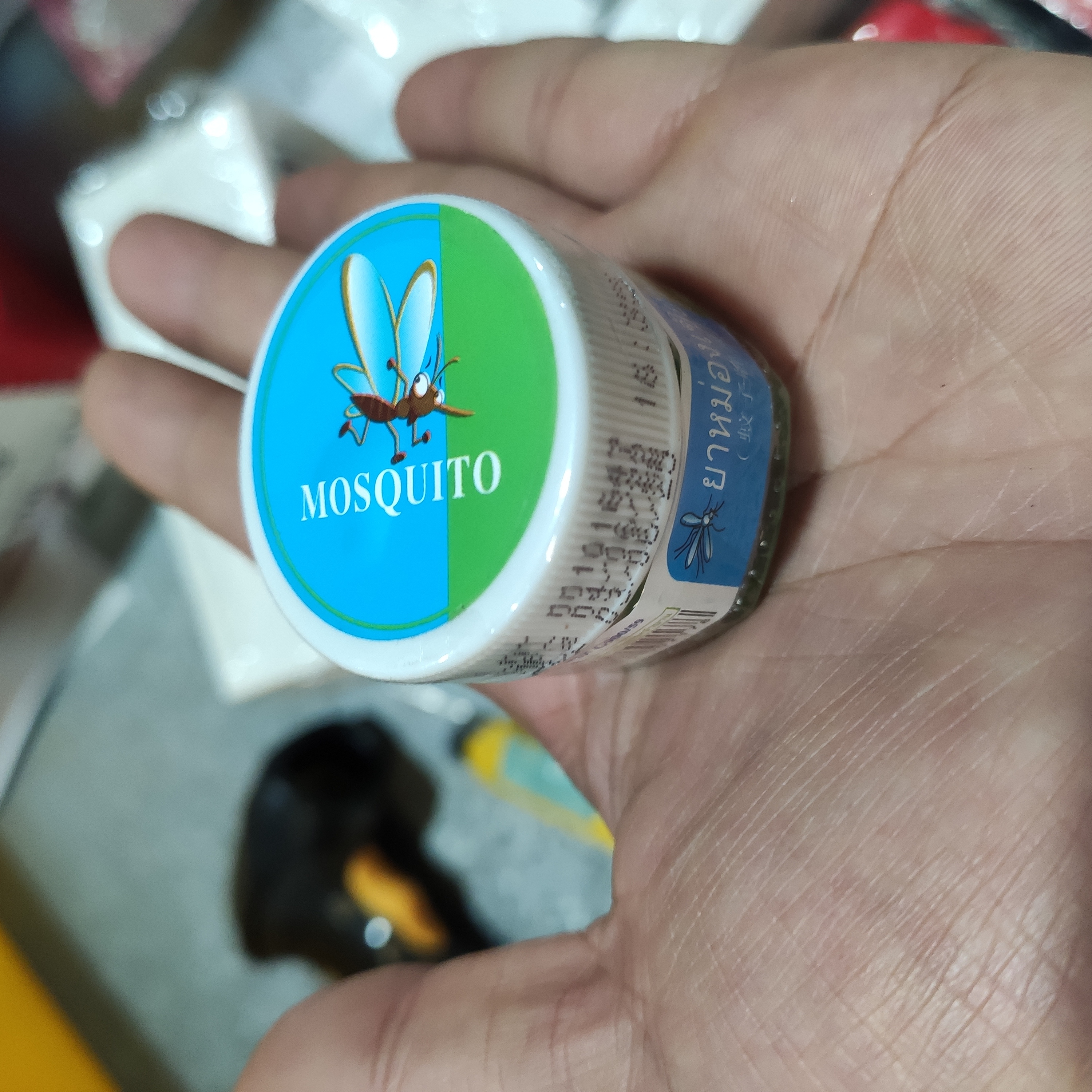 Dầu bôi đuổi muỗi côn trùng của Thái lan