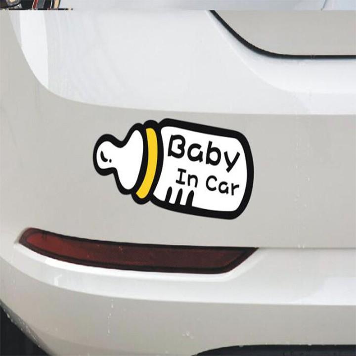 Sản phẩm Tem Decal baby in the car phản quang dán đuôi xe AC30101