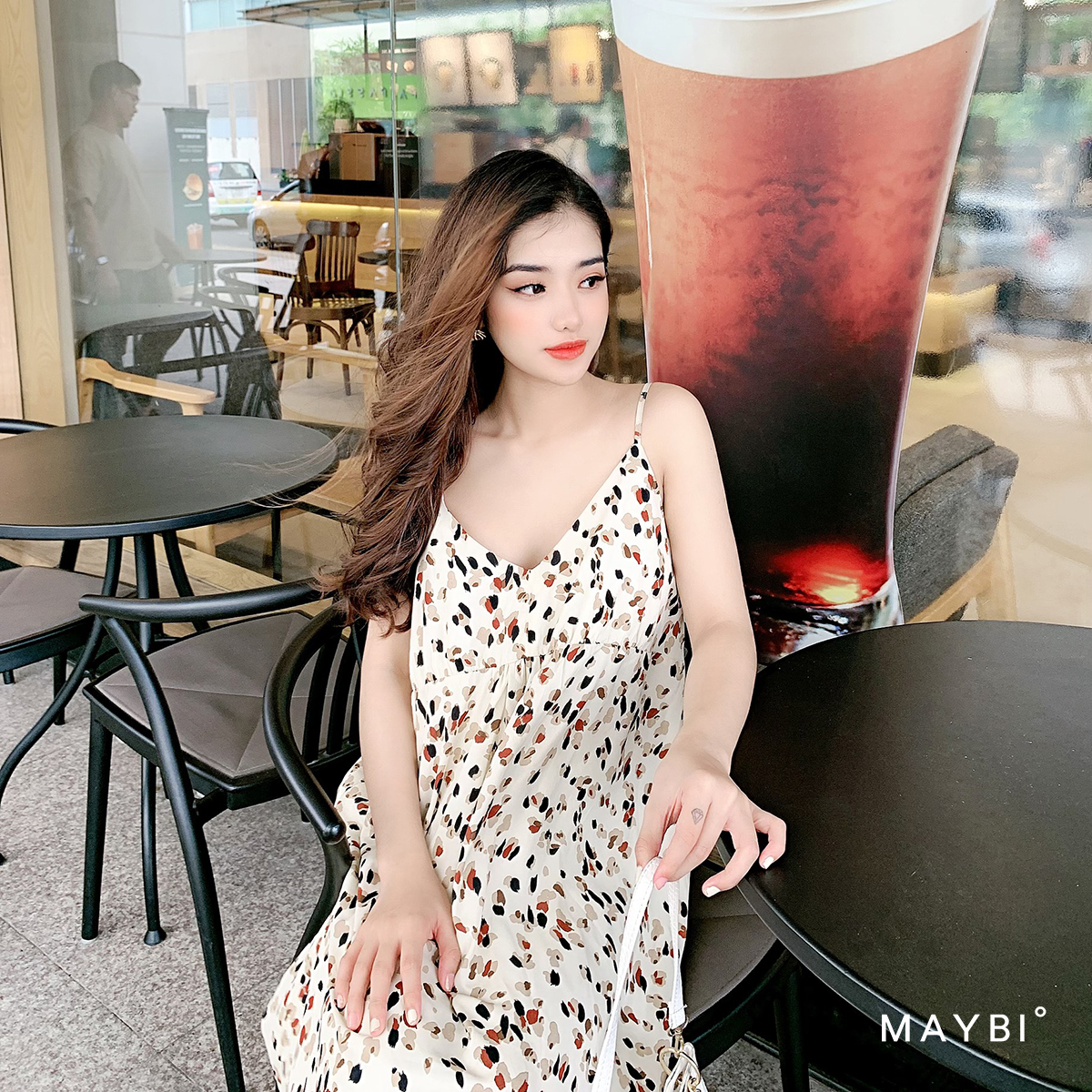 MAYBI - Đầm 2 dây cổ V rã tùng váy Pancho Muddy Dress