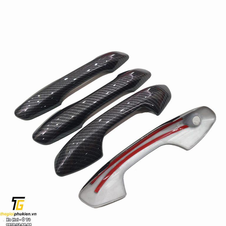 Bộ ốp tay nắm cửa xe Kia Seltos vân Carbon - Tặng miếng dán trong suốt chống xước hõm cửa