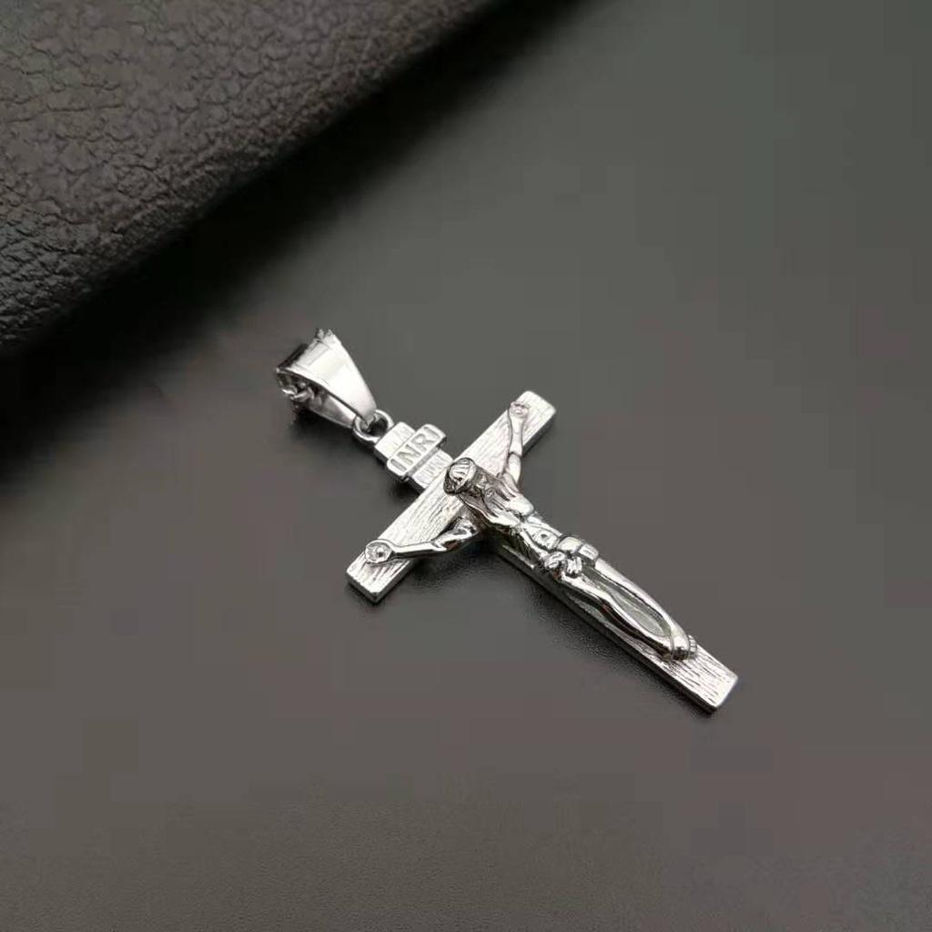 Mặt Dây Chuyền Thánh Giá Đúc Titanium Mặt Tượng Cao Cấp- Dùng lâu dài tắm rửa thoải mái không phai