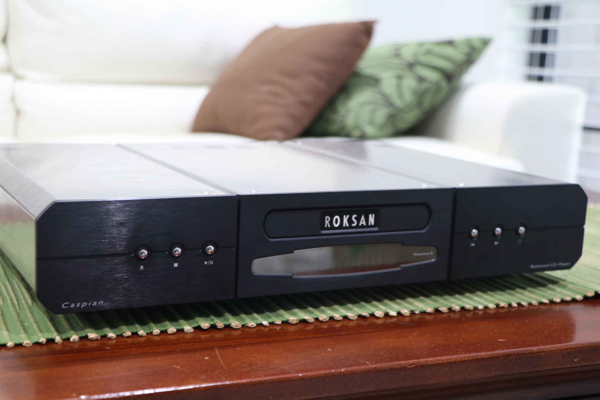 Đầu Phát CD Caspian CD Player Roksan HÀNG CHÍNH HÃNG NEW 100%