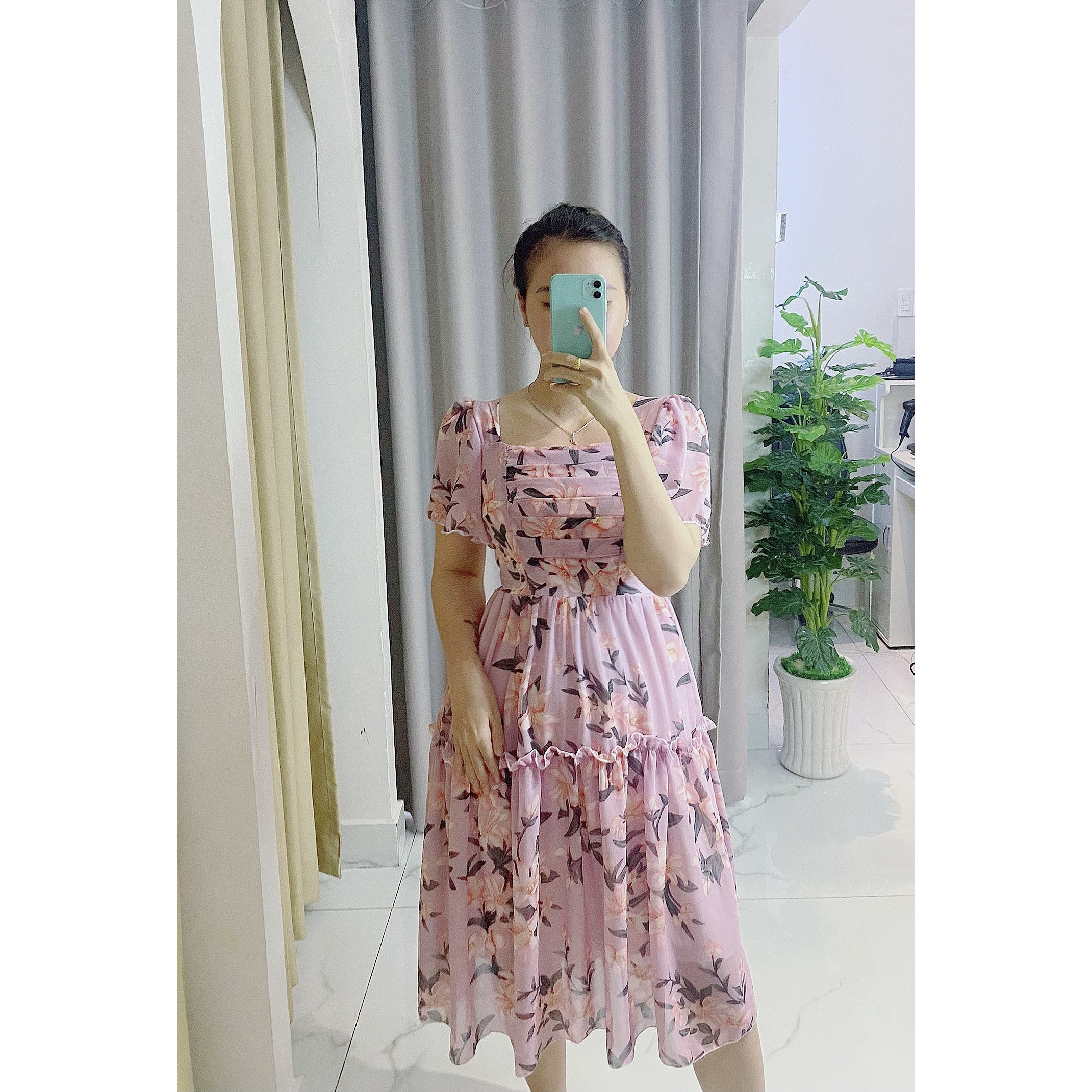 Váy đầm nữ công chúa,Váy voan hoa bi xếp ly ngực ,chất voan nhẹ mát tay cánh tiên lưng chun ở sau có độ co giản dễ mặt V013