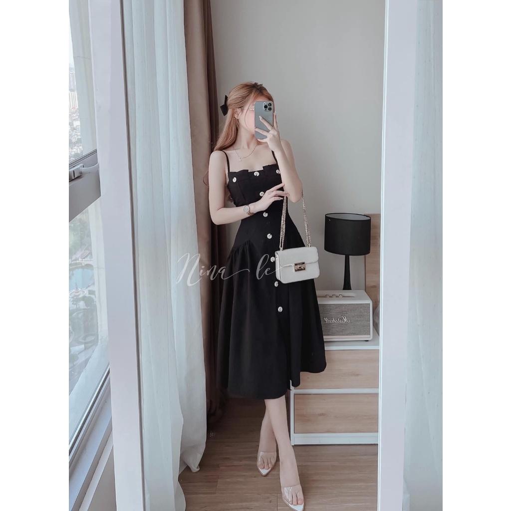 Đầm váy hai dây dáng xòe xếp ly sang chảnh, màu sắc giúp nàng nổi bật dạ tiệc, dạo phố.