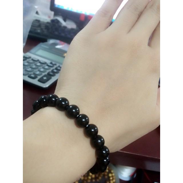 Vòng tay đen hạt 8 ly -