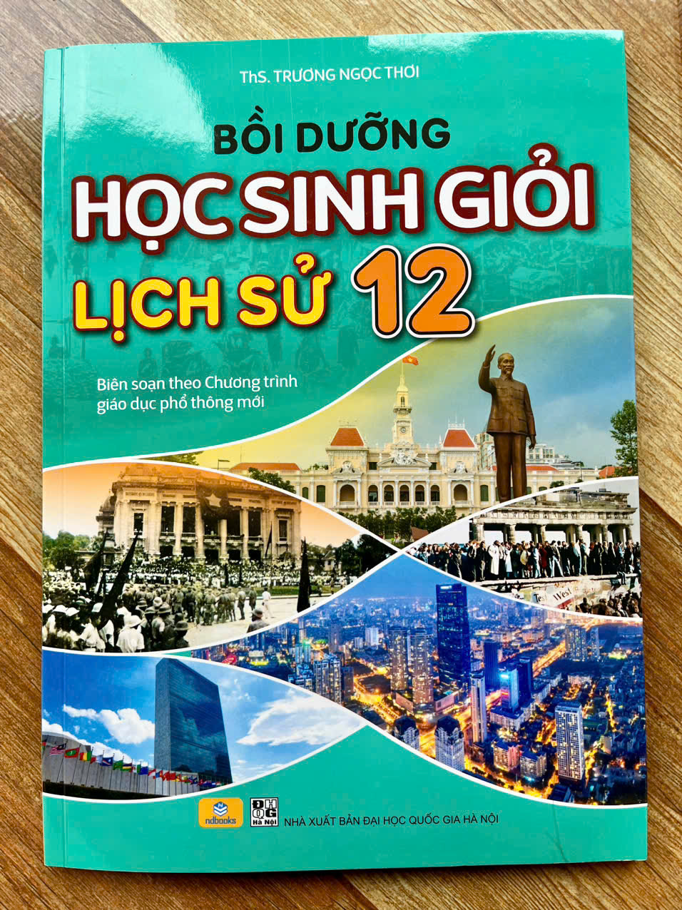 Sách - Bồi Dưỡng Học Sinh Giỏi Lịch Sử 12 (Theo chương trình GDPT mới)