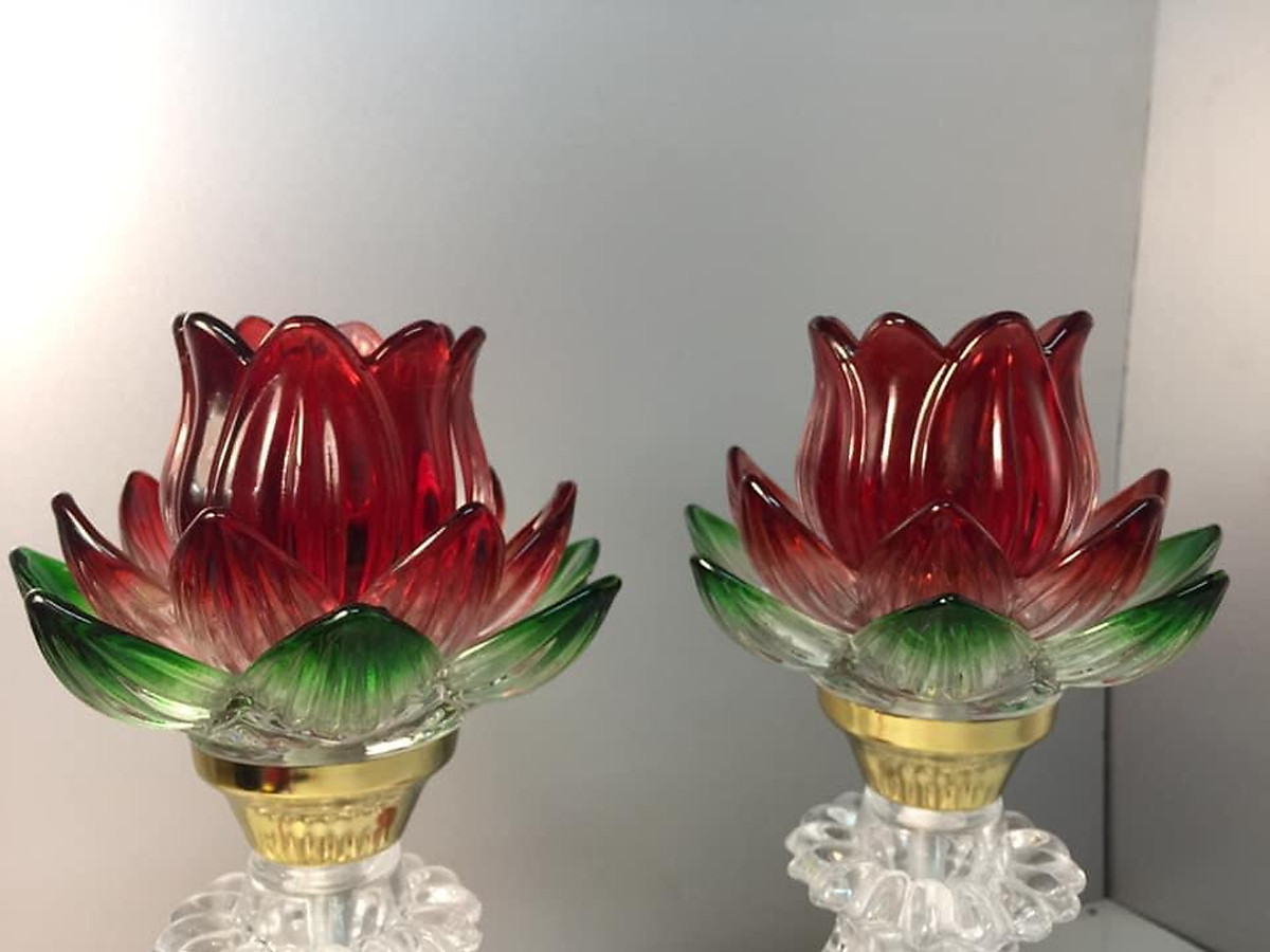 Đèn thờ thủy tinh bóng và thân đèn có đèn led , tiết kiệm điện, cao 28 cm mẫu hoa màu đỏ BH12164
