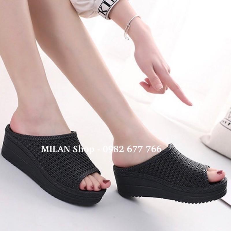 Dép cao gót đế xuồng hot hòn họt