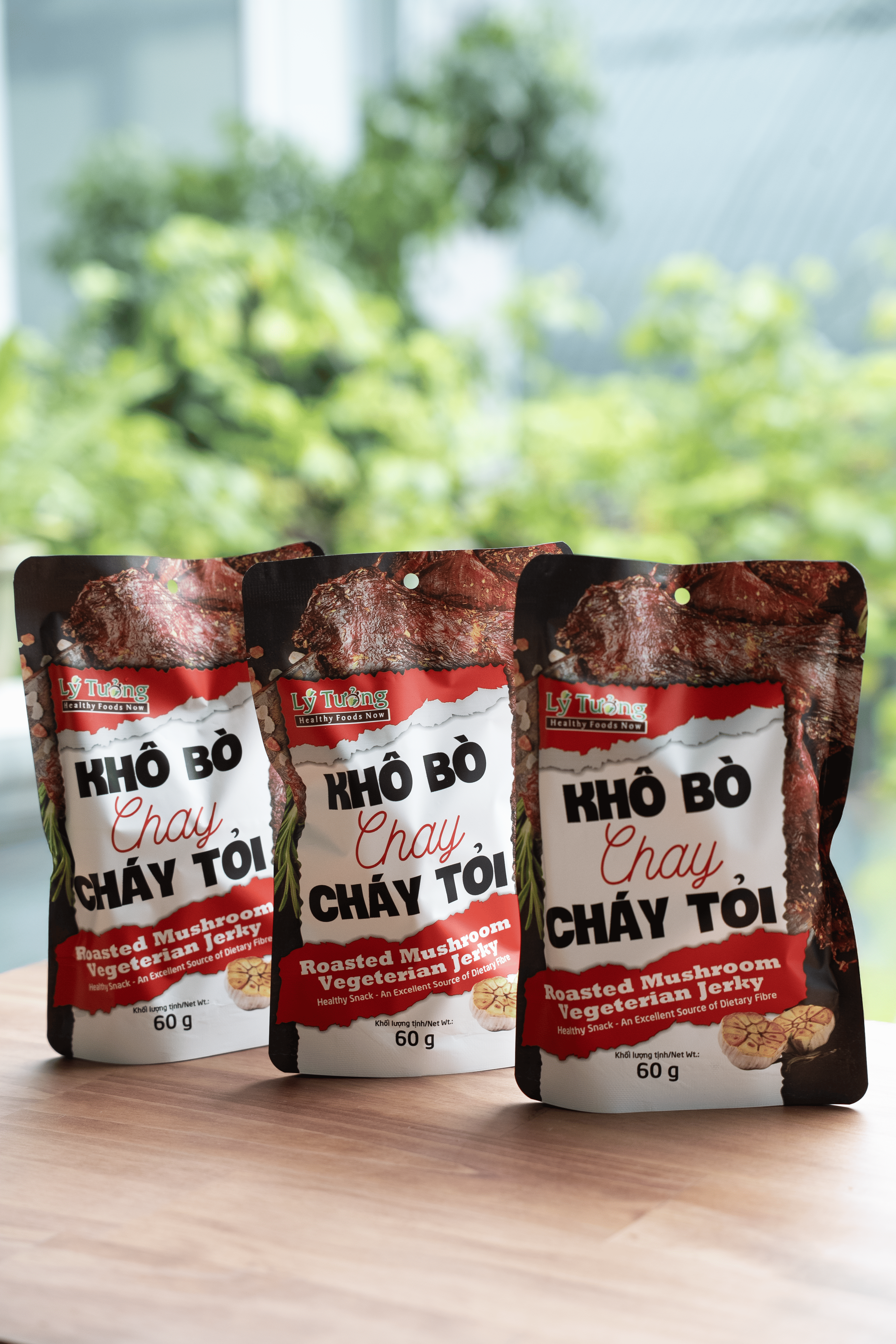 Khô Bò Chay Cháy Tỏi Lý Tưởng 60g, Sản Phẩm Làm Hoàn Toàn Từ Nấm Nhưng Có Hương Vị Bò Khô Cháy Tỏi