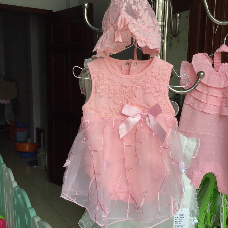 VÁY ĐẦY THÁNG/body công chúa thêu hoa đầy tháng -Váy đính hoa kèm mũ bèo tiểu thư cho bé từ 0 - 12 tháng