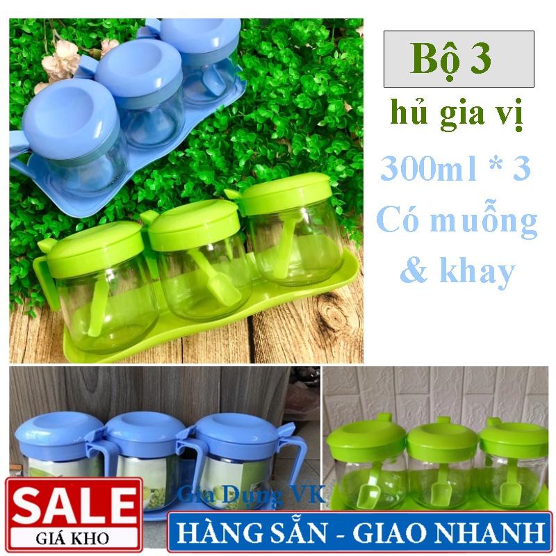 Bộ 3 Hũ Đựng Gia Vị Kèm Thìa Có Khay Thủy Tinh Cao Cấp
