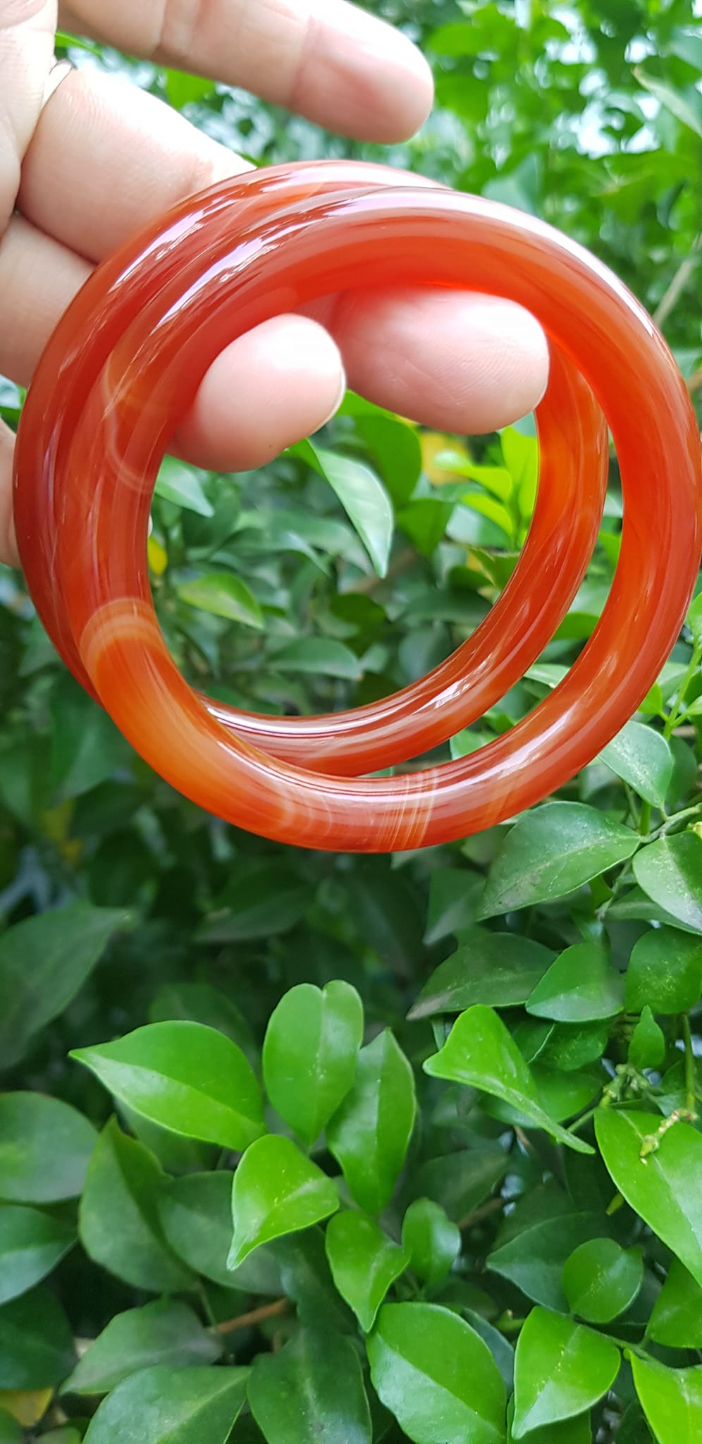 Vòng tay nữ đá mã não đỏ vân đẹp mới Vòng Ni 54mm x cọng 8,5mm Nữ mệnh hỏa mệnh thổ 52kg - 60kg đeo ạ