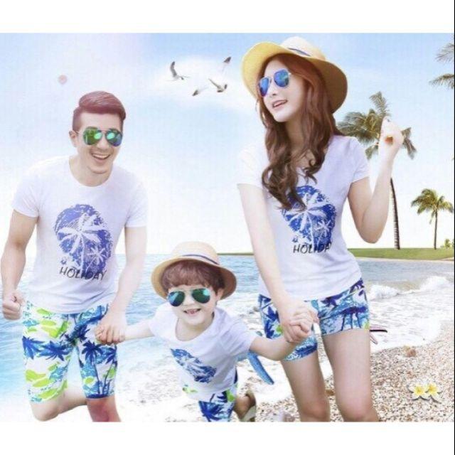 Đồ gia đình đi biển xinh xắn
