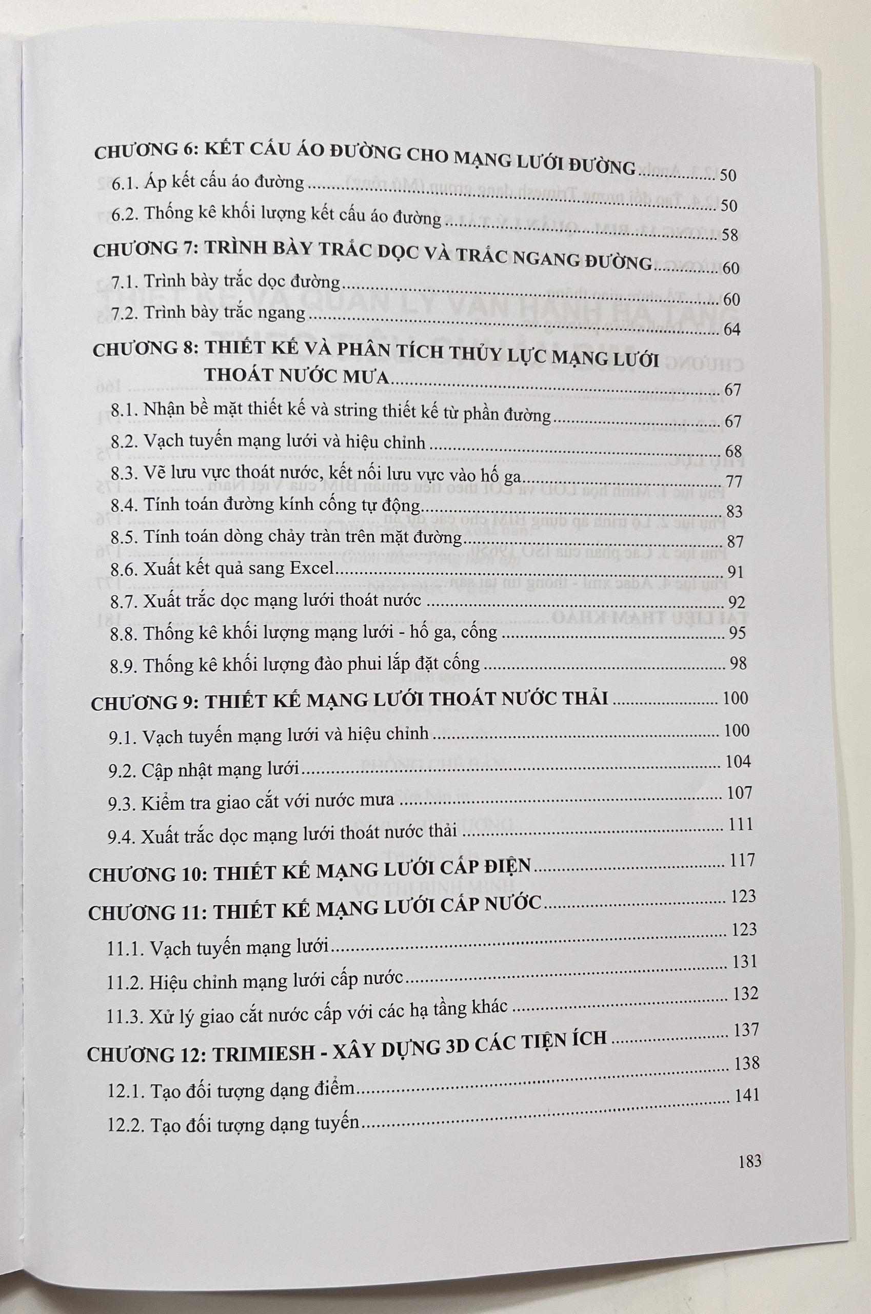 Sách - Thiết Kế Và Quản Lý Vận Hành Hạ Tầng Theo Tiêu Chuẩn BIM
