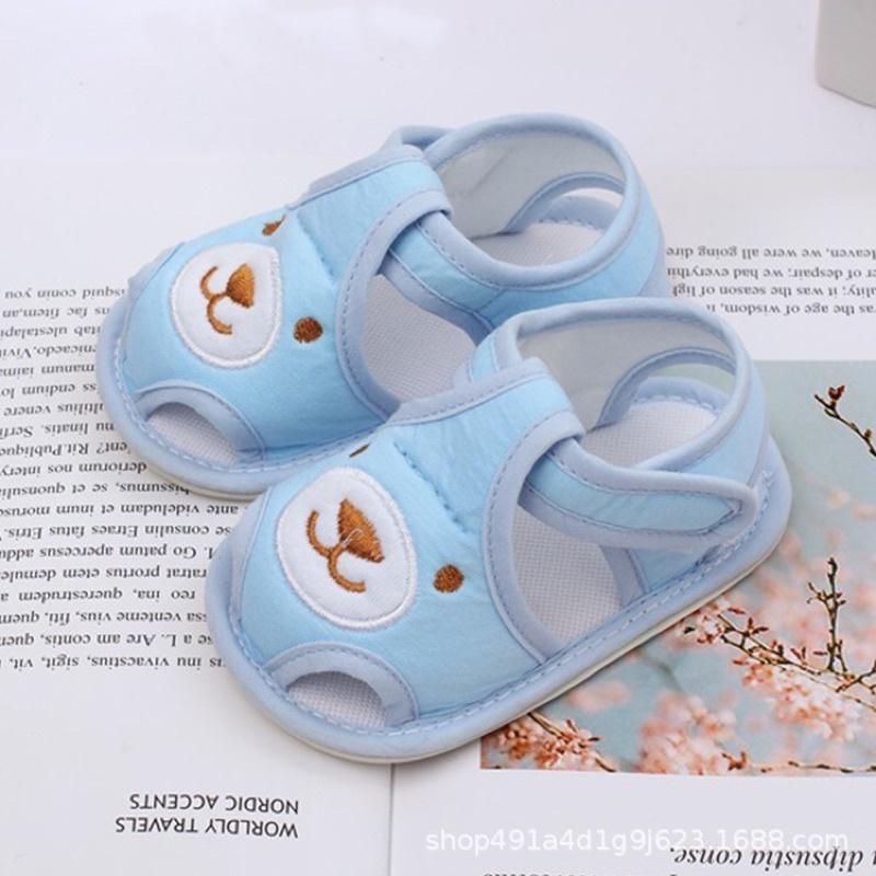 Sandal vải mềm cho bé tập đi