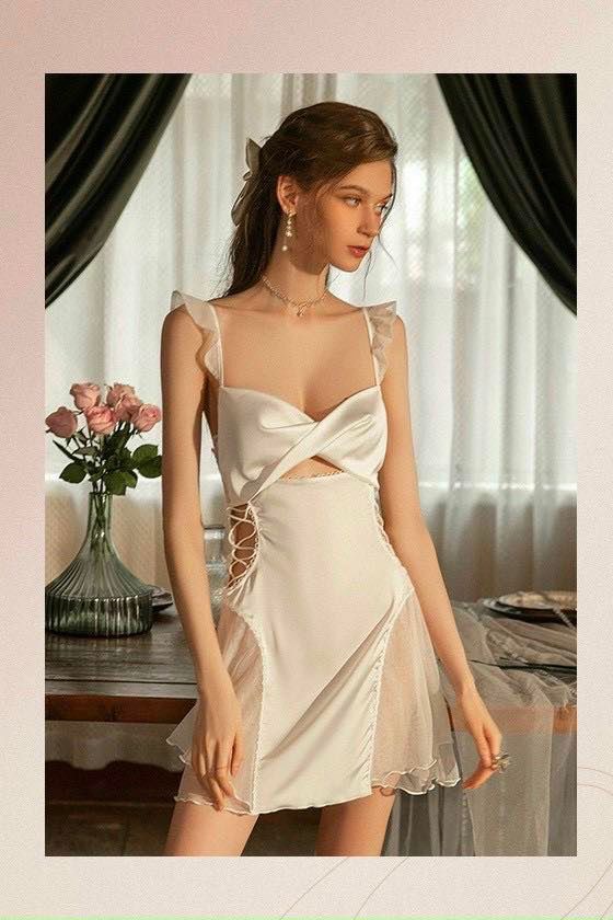 Váy ngủ lụa satin hai dây phối ren hàng cao cấp khoét eo 2 bên mã D508