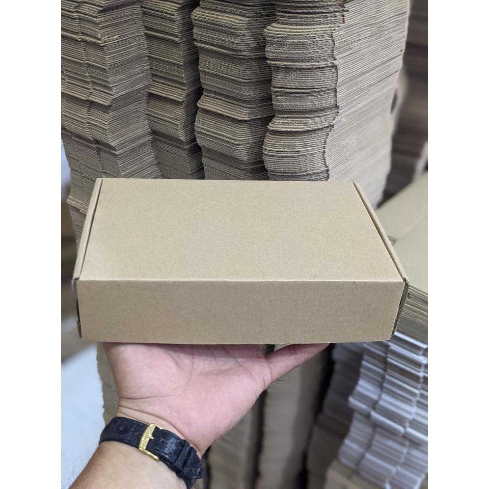 20 HỘP GÀI ĐỰNG ỐP LƯNG, PHỤ KIỆN SIZE 18X12X4CM