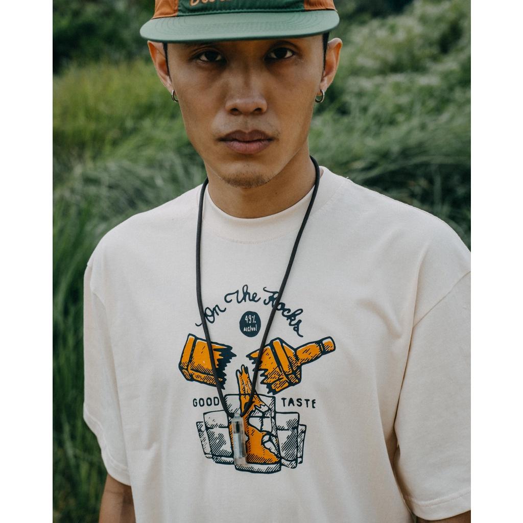 Salaxsaler Áo thun ON THE ROCKS T-Shirt