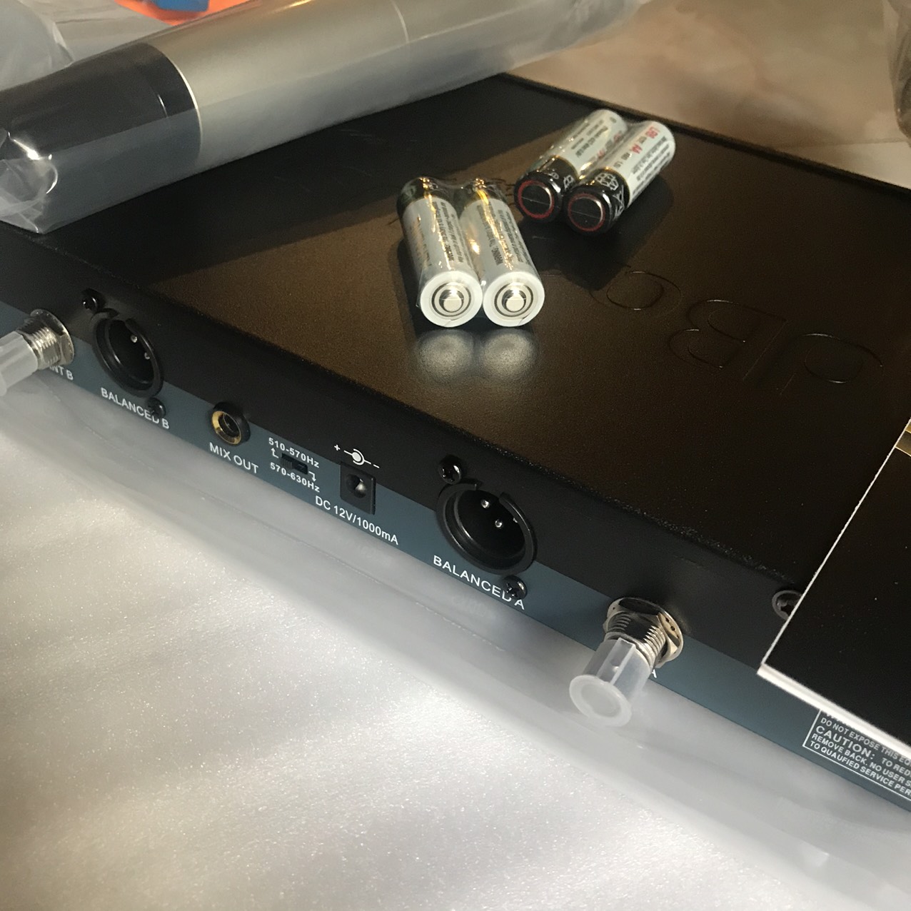 Micro không dây DB Acoustic 450II v2 - Năm 2022- Hàng chính hãng