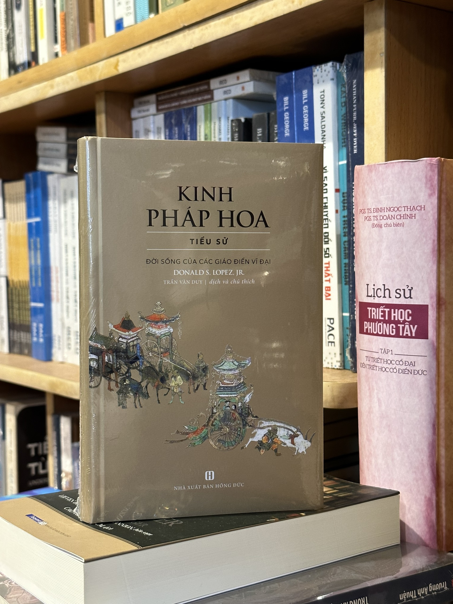 KINH PHÁP HOA: Tiểu Sử Đời Sống Của Các Giáo Điển Vĩ Đại - Donald S. Lopez, Jr. -
