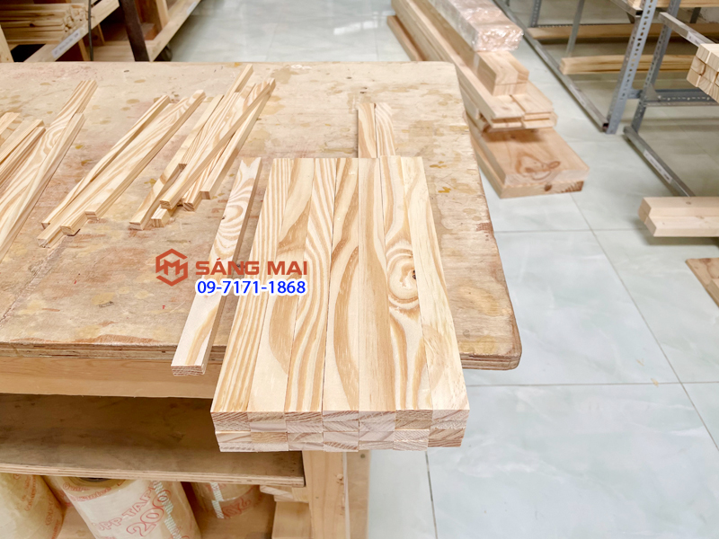 Thanh gỗ thông 1cm x 2cm x dài 30cm + láng mịn 4 mặt
