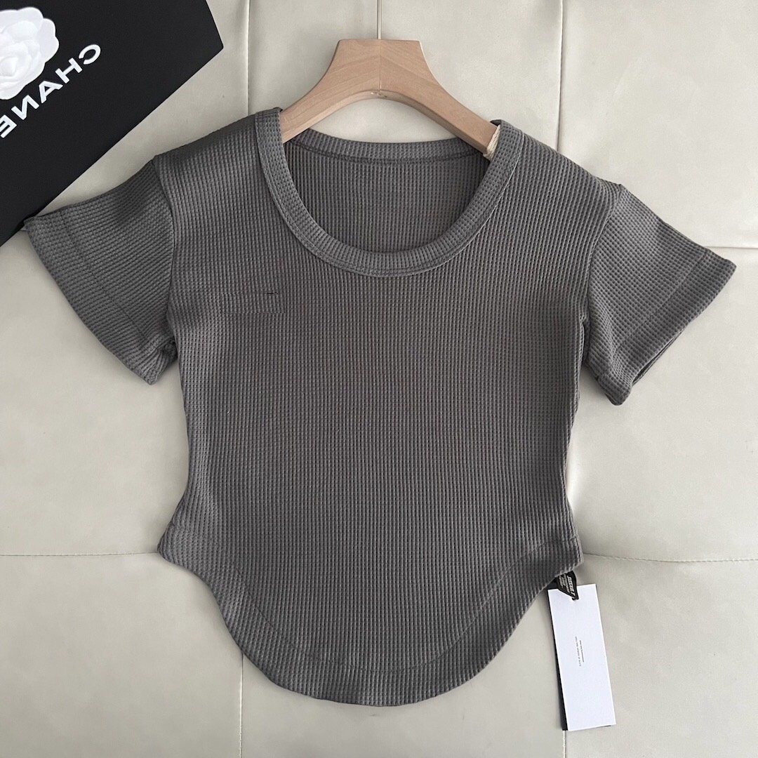 Áo croptop nữ cộc tay ôm body cổ tròn độc đáo áo ngắn nữ khoét eo sexy cá tính phù hợp đi chơi đi du lịch