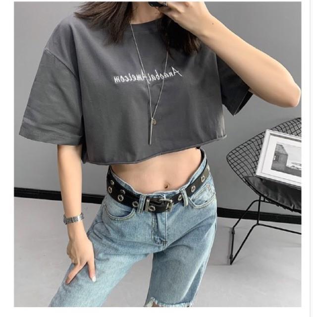 Áo thun croptop form rộng