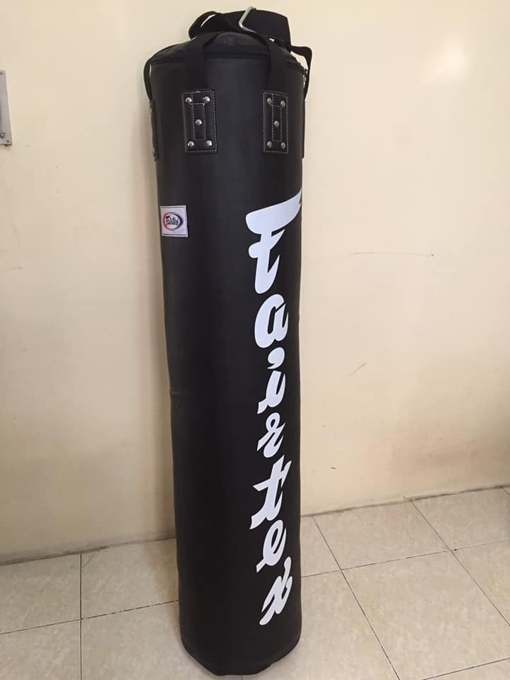 VỎ BAO CÁT BOXING FAIRTEX 1 LỚP CAO CẤP với chất liệu: Da PU tổng hợp cao cấp