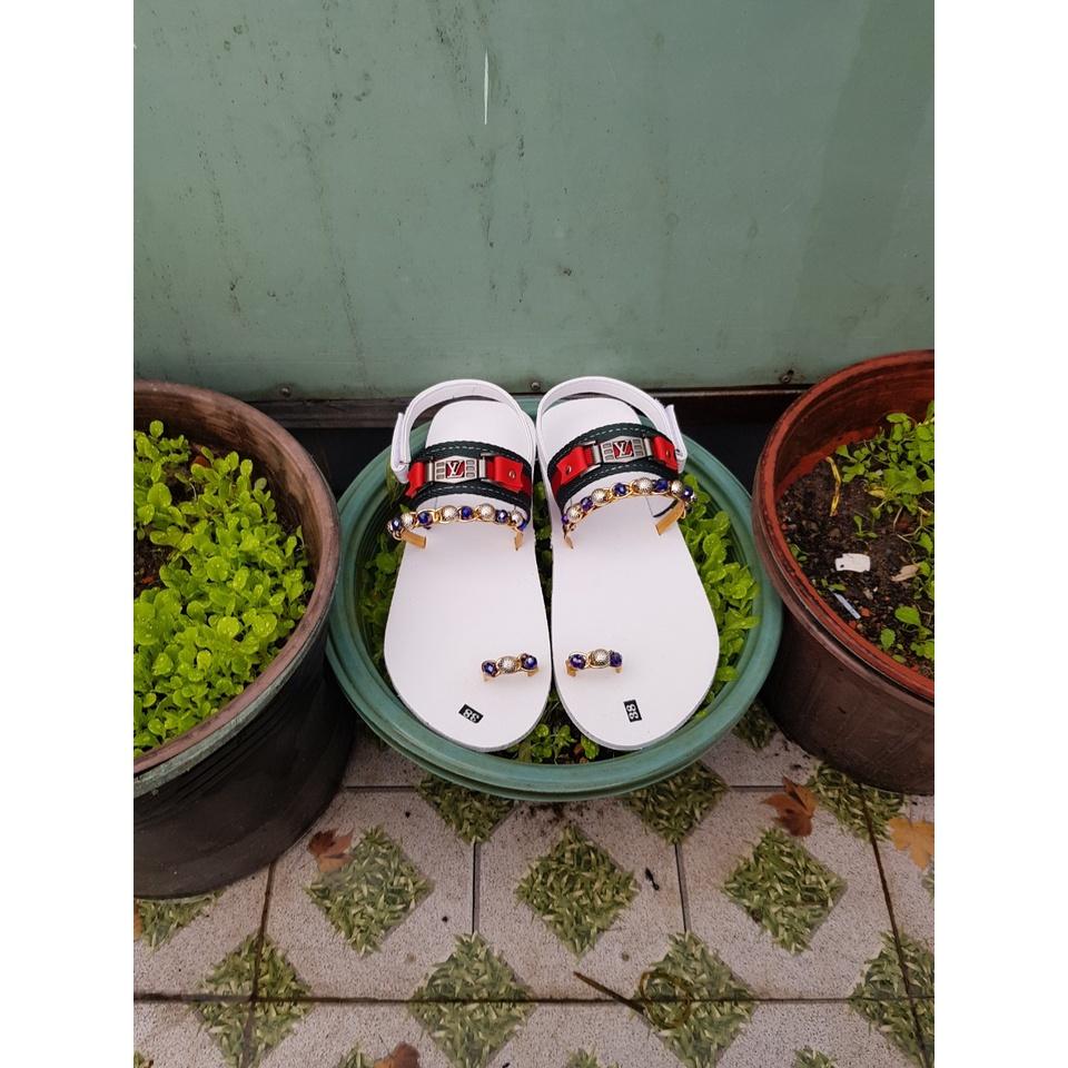 Dép sandals nữ đế trắng quai phối cườm đá size từ 34 đến 42