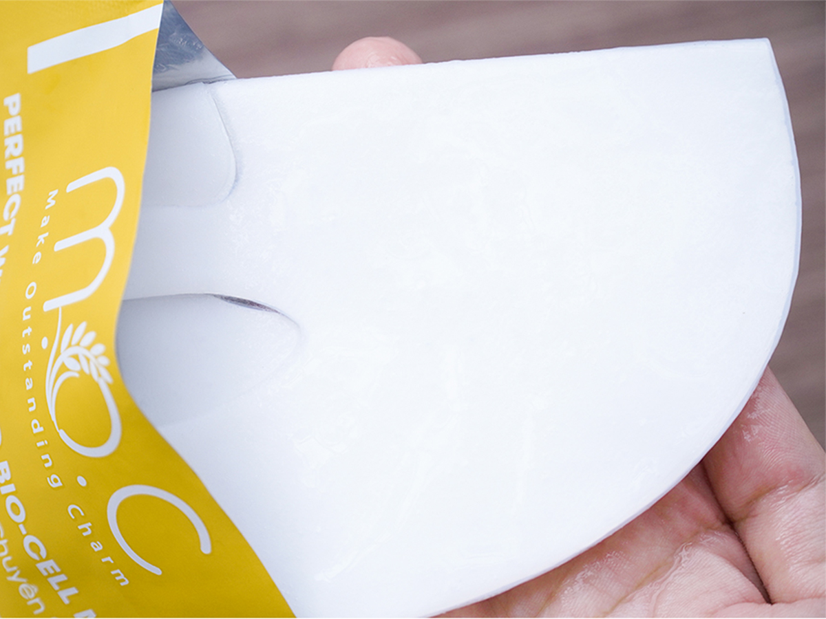 Mặt nạ trắng da chuyên sâu M.O.C - Nuôi da căng bóng, mịn mượt, săn chắc - Chống lão hóa, trẻ hóa tế bào - Giảm nếp nhăn, cải thiện đốm nâu - Ngăn chặn tác hại từ bên ngoài