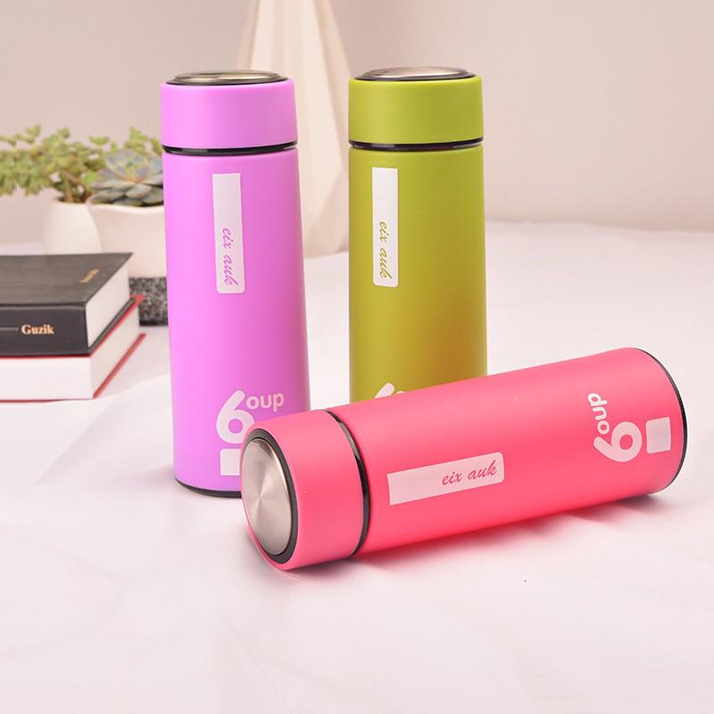Bình Đựng Nước Giữ Nhiệt Đa Năng Bọc Nhựa Chống Nóng An Toàn Tiện Dụng 450Ml - Giao Màu Ngẫu Nhiên - Hàng Loại 1