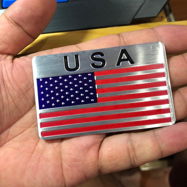 Tem nhôm cờ USA Trang Trí Ô Tô, Xe Máy (5 x 8 cm)