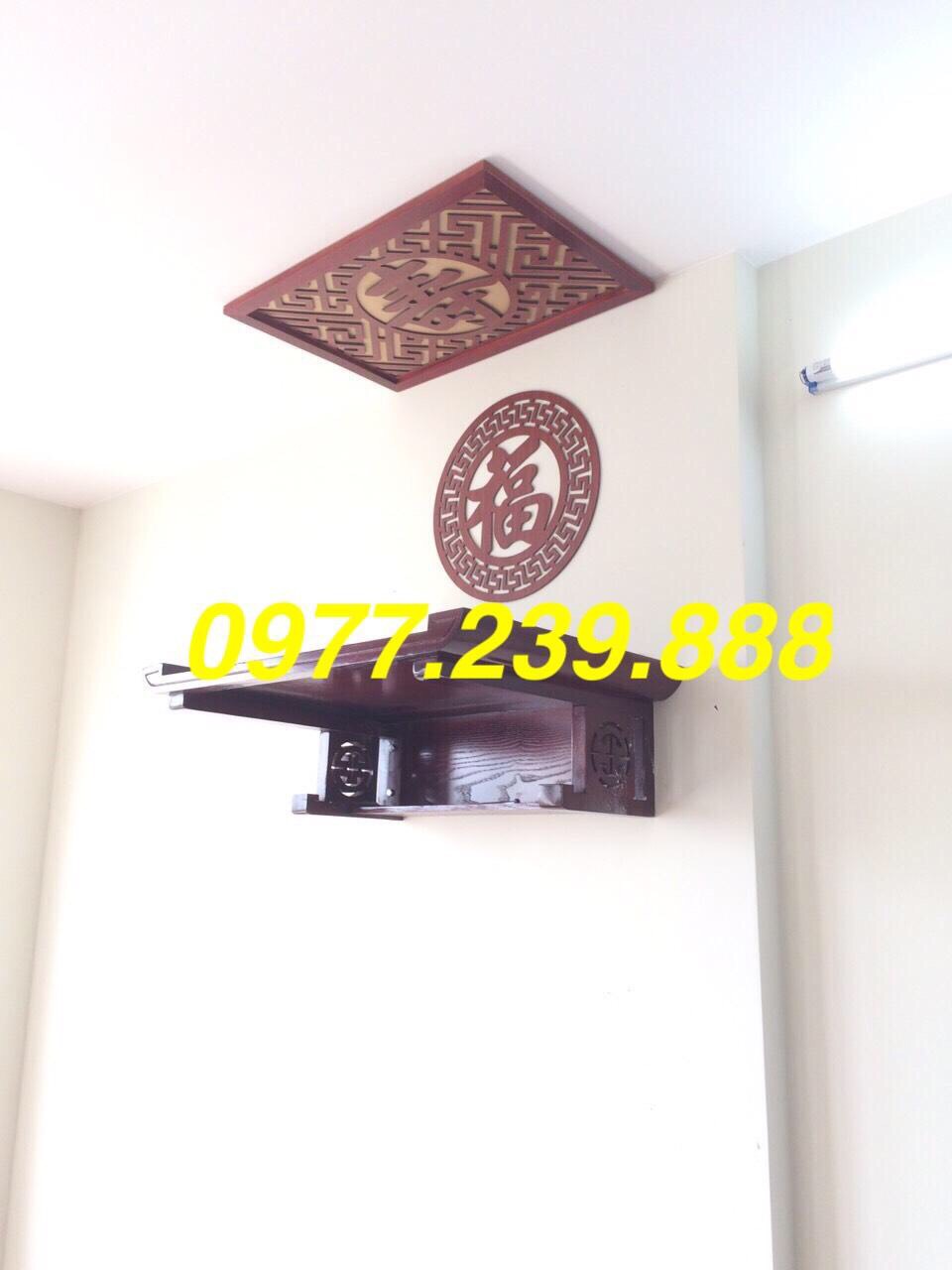Bàn thờ treo gỗ sồi 107cm kèm chữ, chắn khói