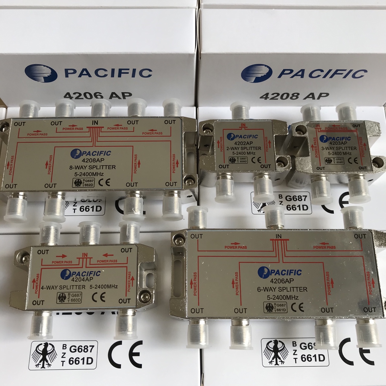 Bộ Chia 4 Pacific 4204AP Dùng Chia Chảo, Truyền Hình Cáp, Anten KTS - Hàng Nhập Khẩu