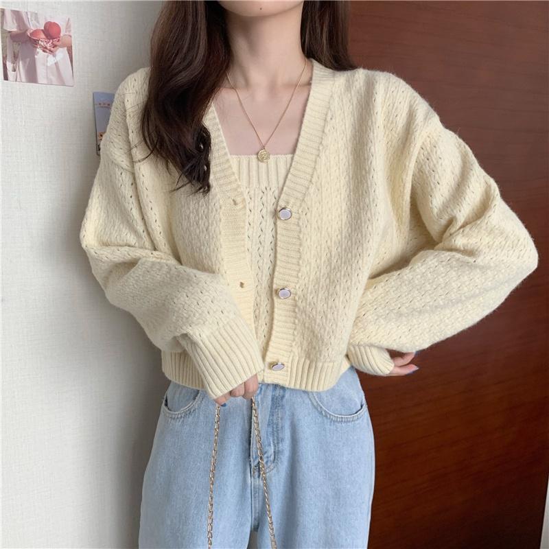 Áo khoác cardigan nữ set 2 chi tiết kèm áo hai dây len dệt kim nữ dài tay dáng ngắn ulzzang phong cách Hàn Quốc C-9