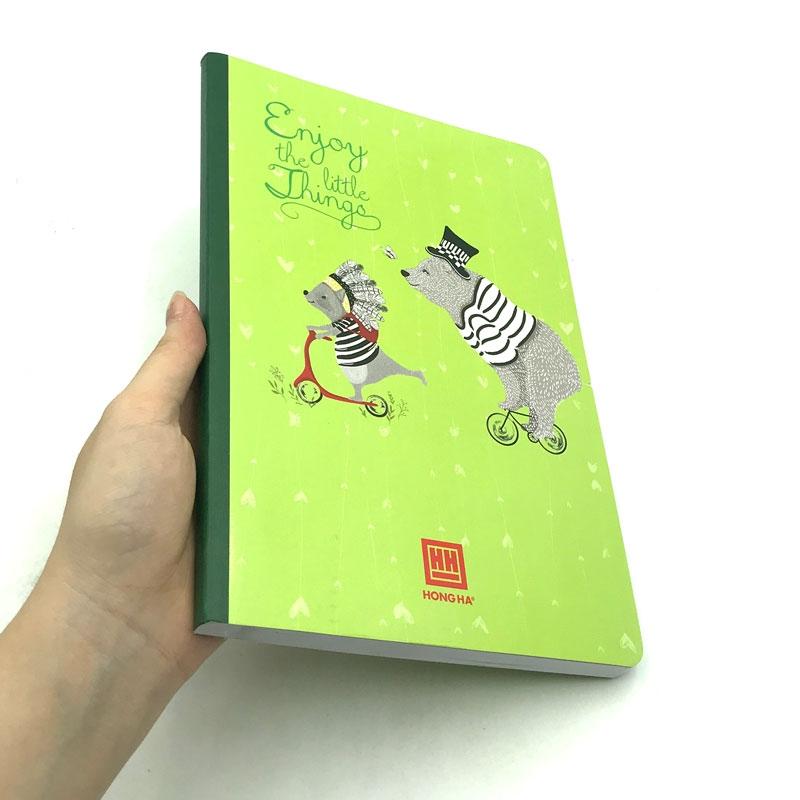 Vở Dreaming Bear - Kẻ Ngang 200 Trang - Hồng Hà 1420 (Mẫu Màu Giao Ngẫu Nhiên)