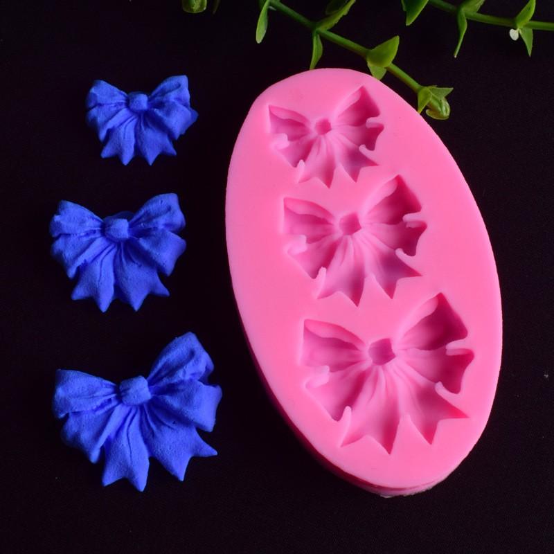 Khuôn silicon 3D 3 nơ to trung nhỏ