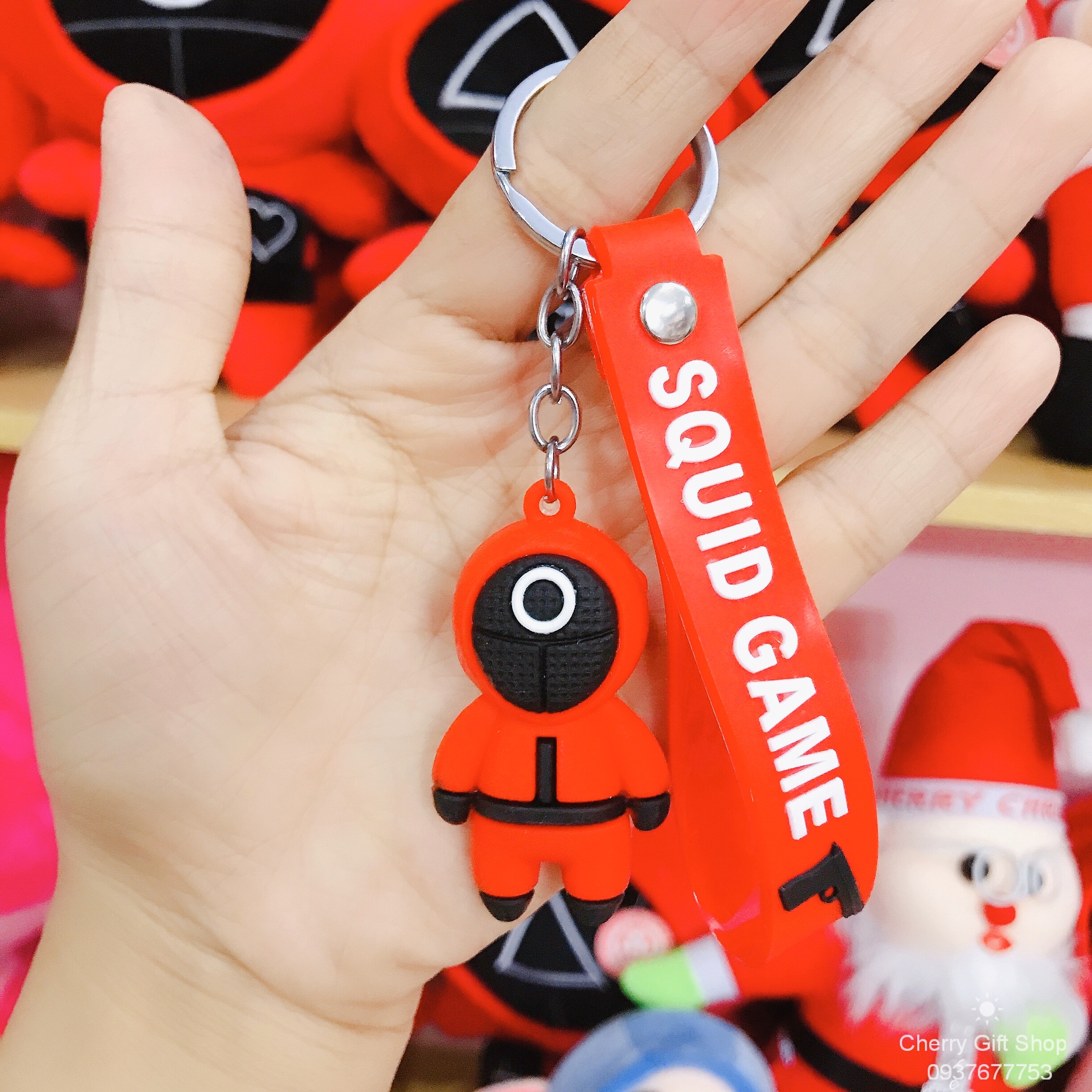 Móc Khóa Cao Su Đặc Kèm Dây Strap Nhân Vật Squid Game Trò Chơi Con Mực