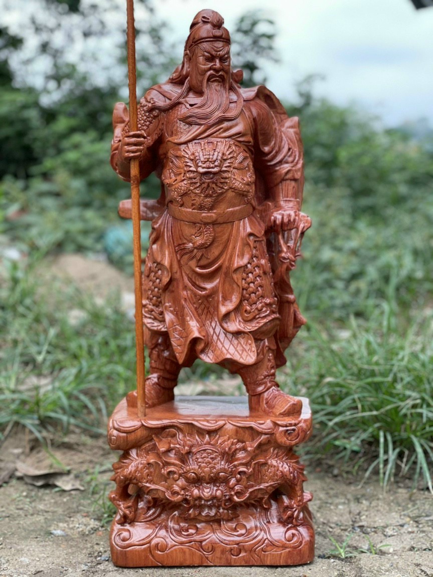 Tượng quan công trấn ải đứng trên đầu hổ phù gỗ hương kt 20×8×6cm