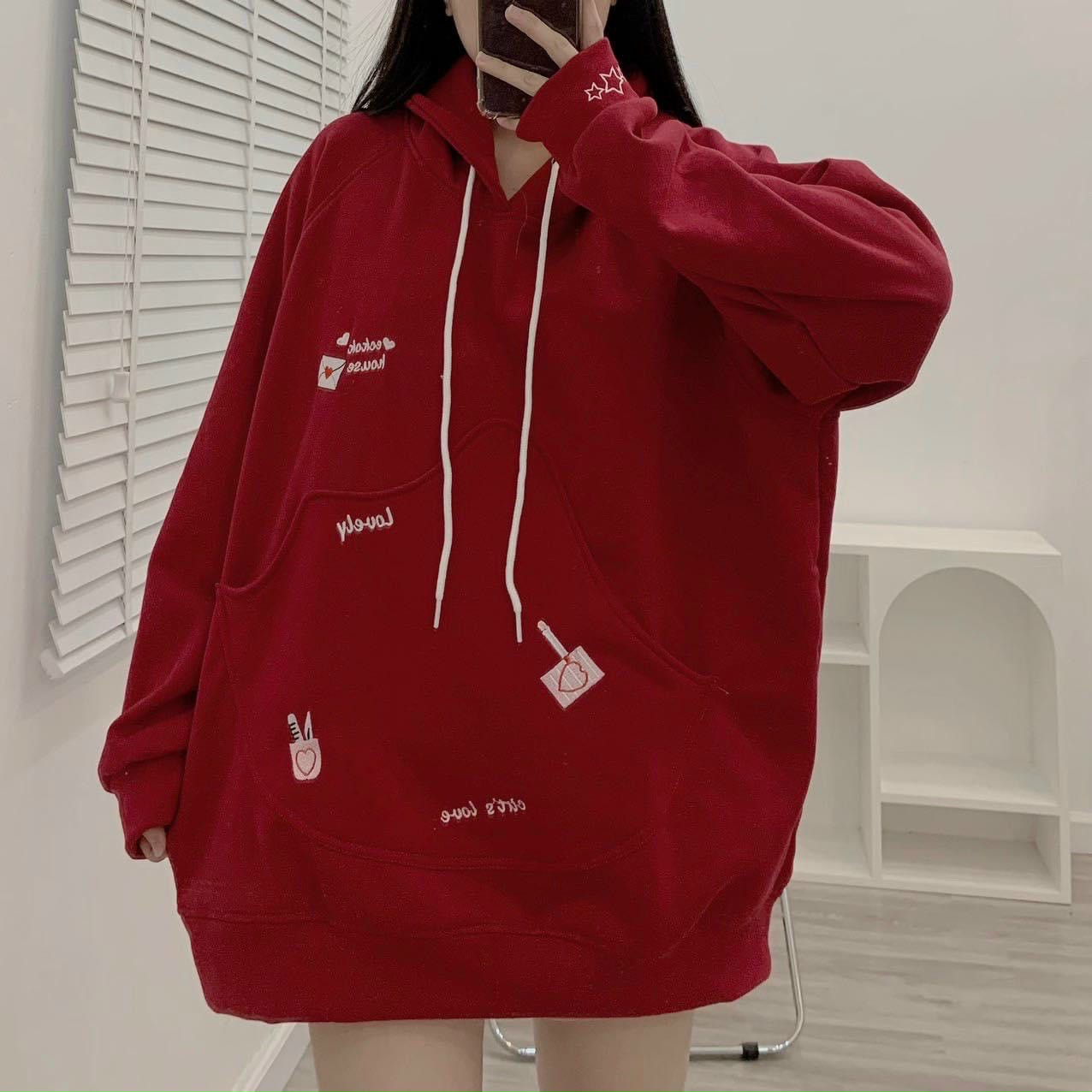 Áo Hoodie Nỉ Bông Túi Lạ Mắt Chữ Thêu HOUSE Unisex, Áo Hoodie nỉ thêu " ECKOK HOUSE " / form rộng unisex (Ảnh shop tự chụp), Áo khoác HOODIE MÀU ĐỎ thêu chữ vải nỉ lót bông form rộng khoác ngoài unisex nam nữ