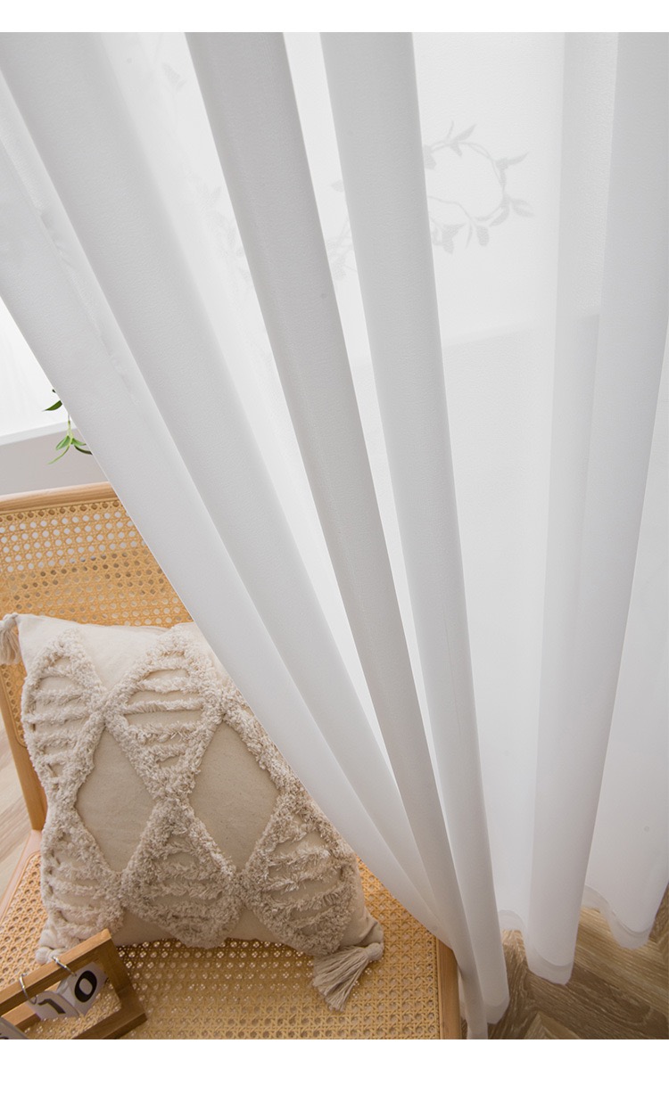 Vải rèm voan lụa trắng, dày dặn, hàng có 2 khổ 280cm và 320cm