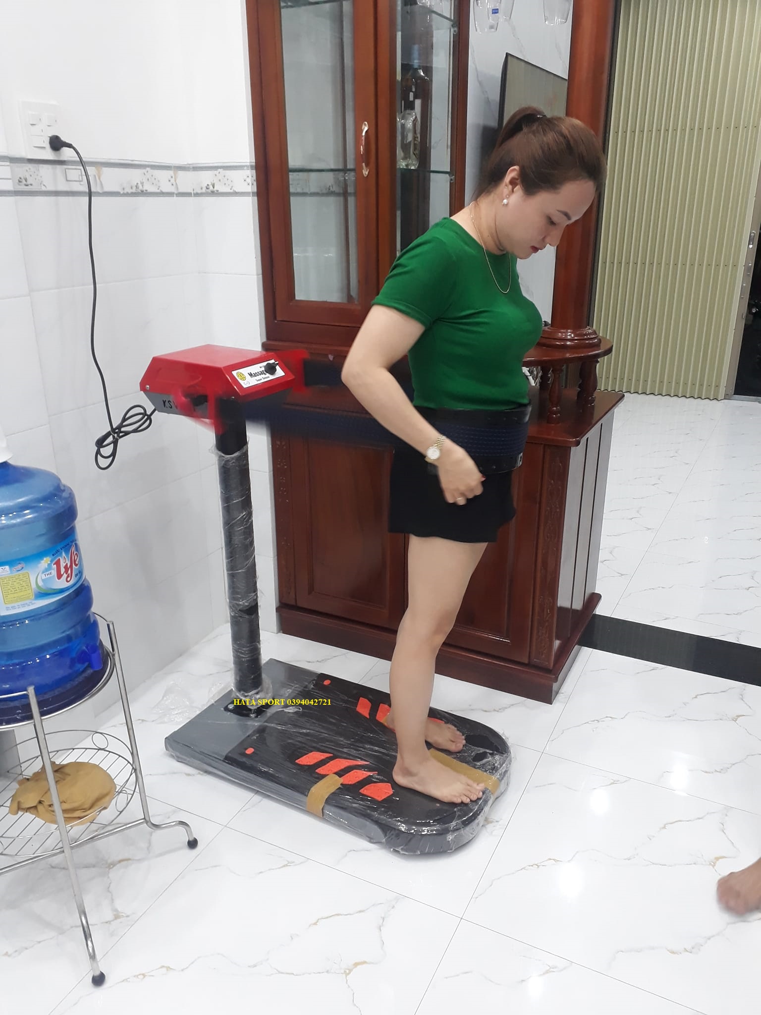 Máy rung giảm mỡ bụng đứng Pro động cơ mạnh chuyên dùng cho phòng tập và gia đình