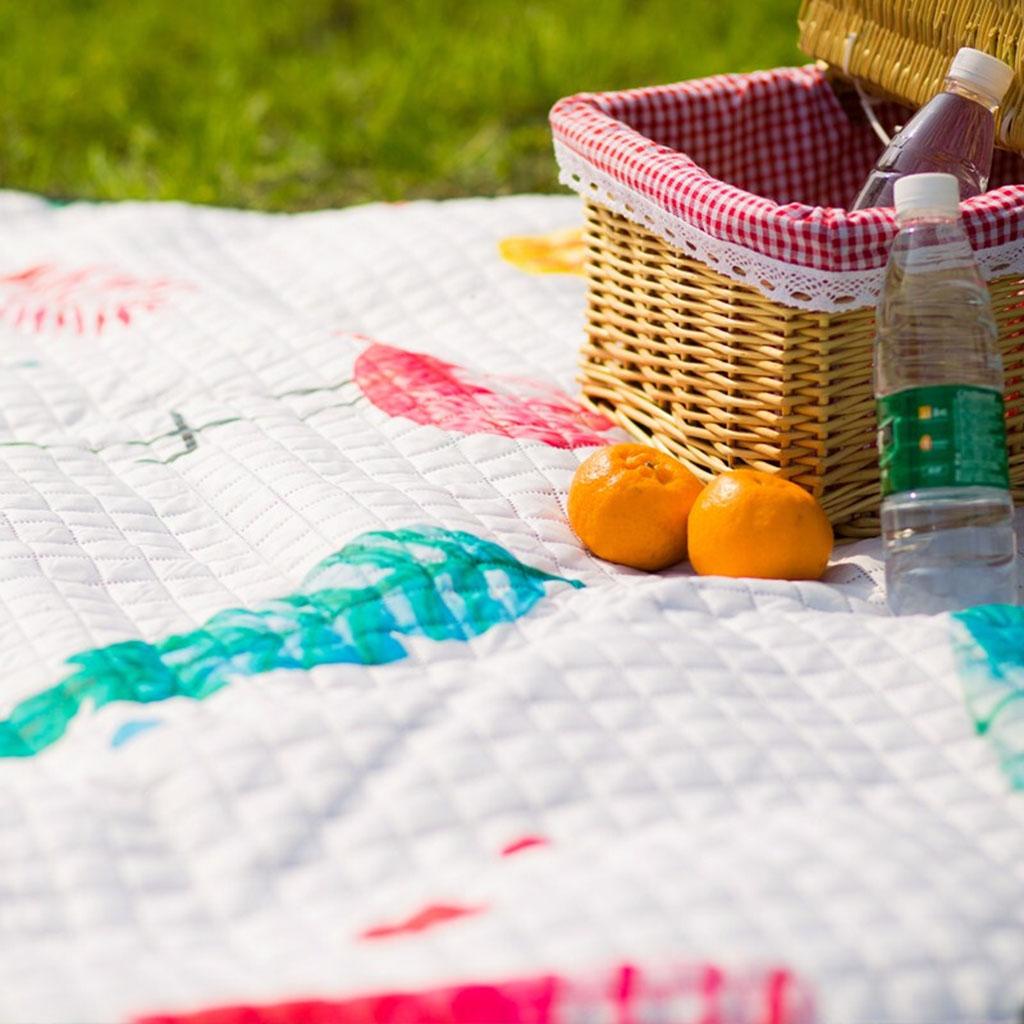 Picnic Blanket Washable Holiday Camping Mat Portable for Travel 140x170cm
