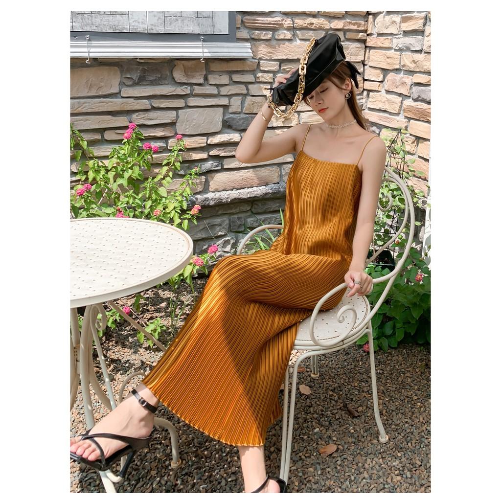 Đầm 2 dây xếp ly dáng xuông